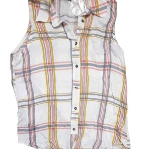 Olivaceous Plaid Sleeveless shirt